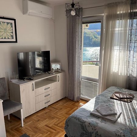Zora Apartment Плужине Экстерьер фото