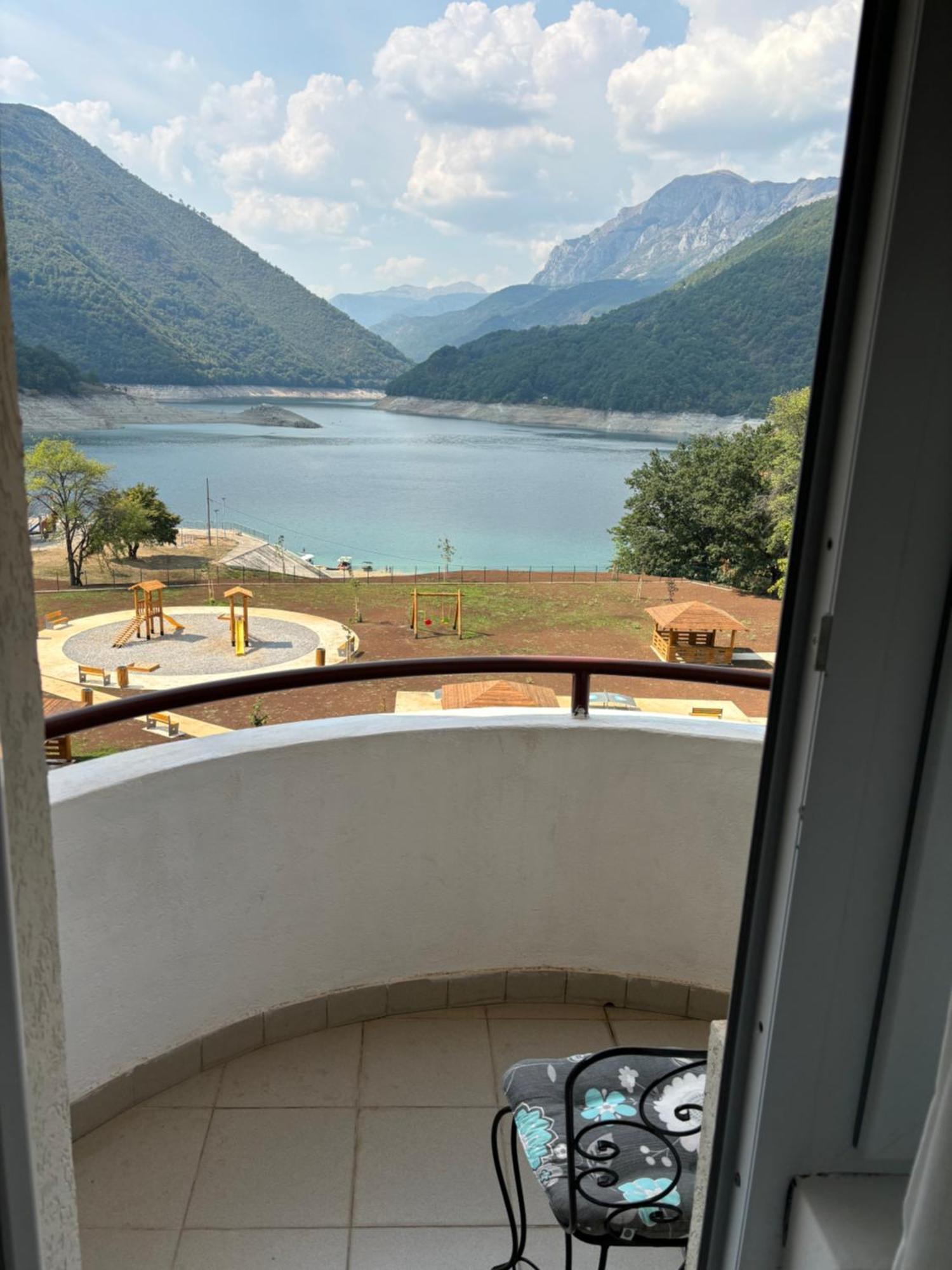 Zora Apartment Плужине Экстерьер фото